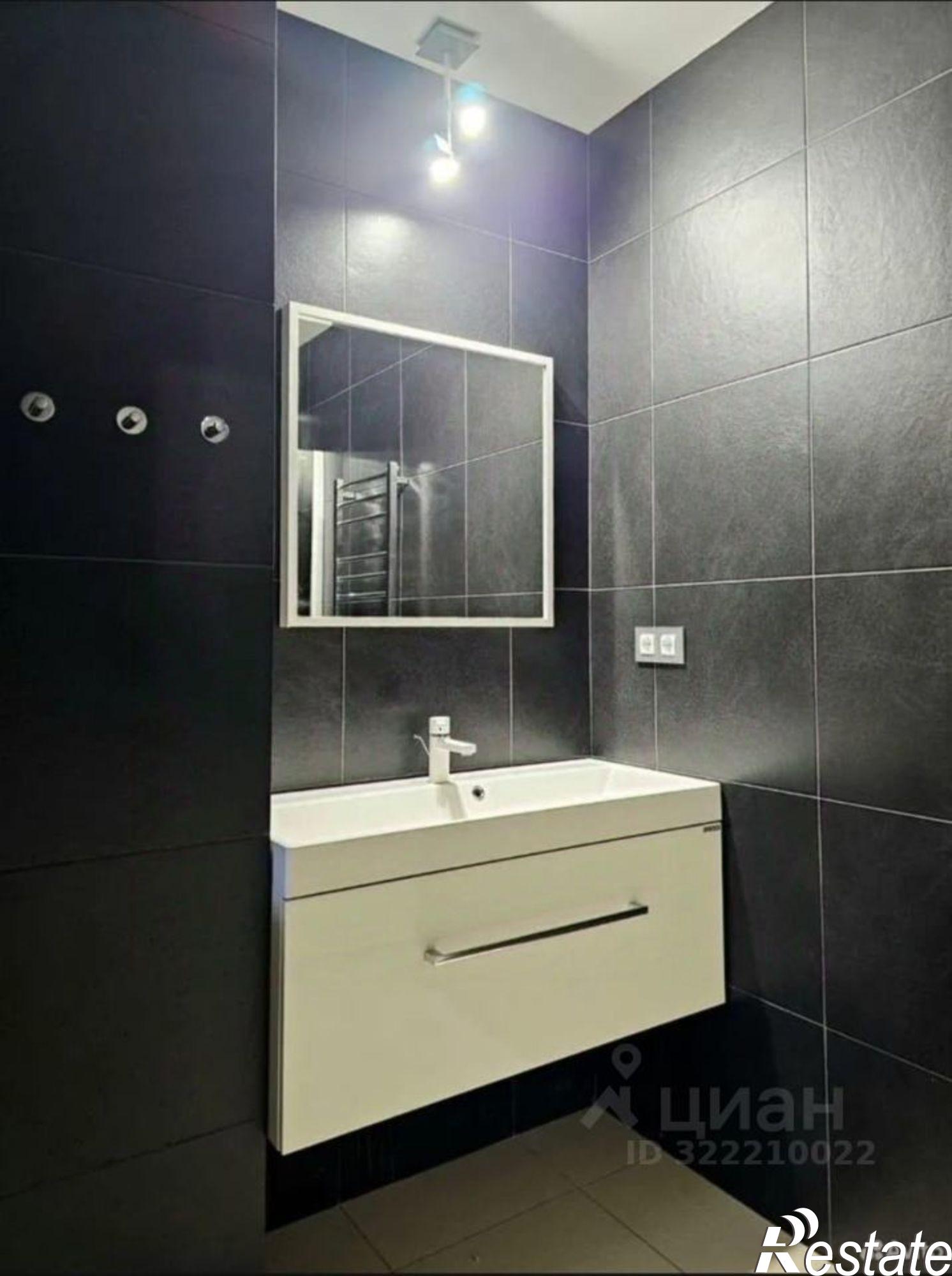 Сдать квартиру за 85 000 рублей на улица Зорге, 11/1