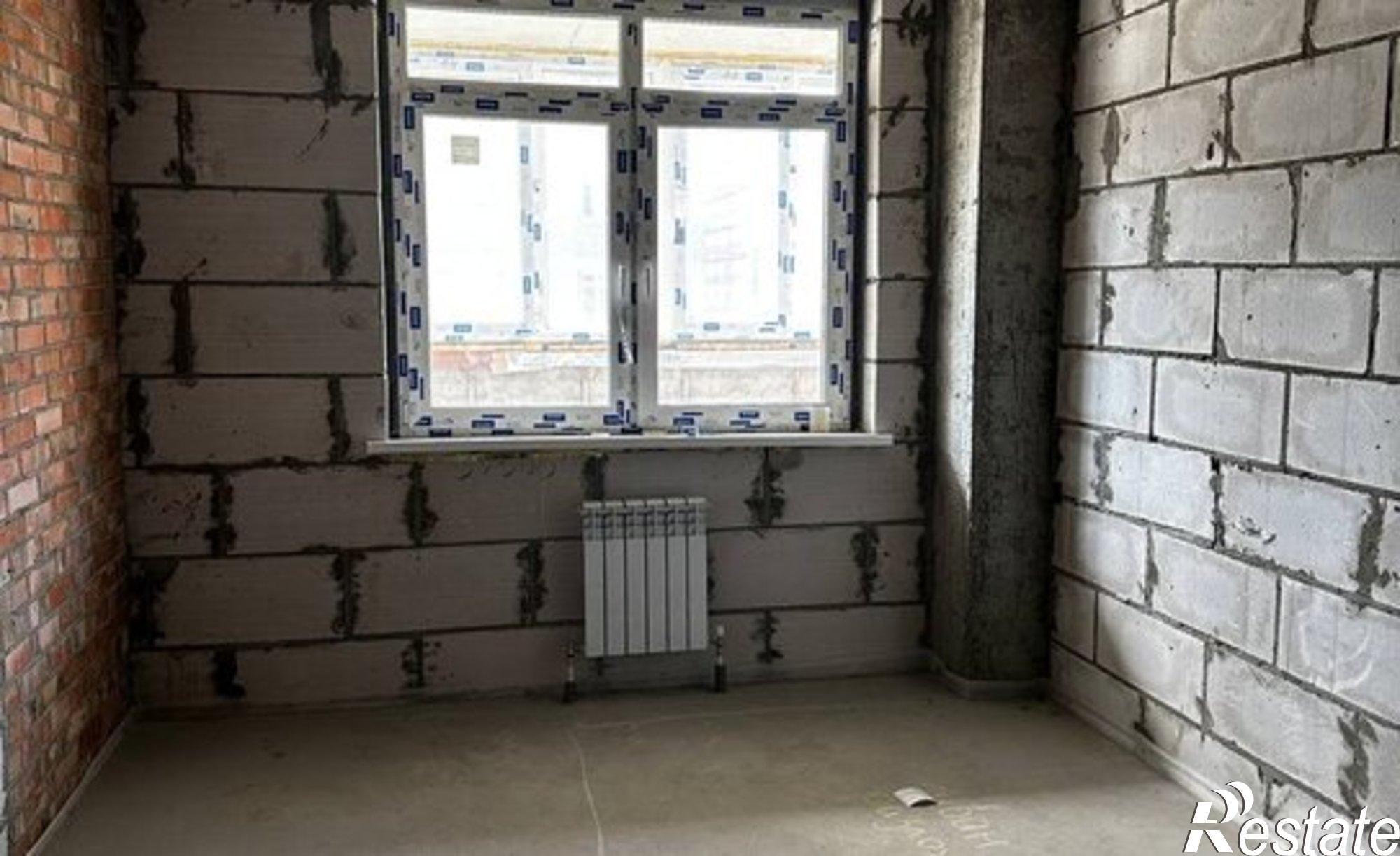 Купить квартиру за 4 200 000 рублей на пр-кт 40-летия Победы, 63/15