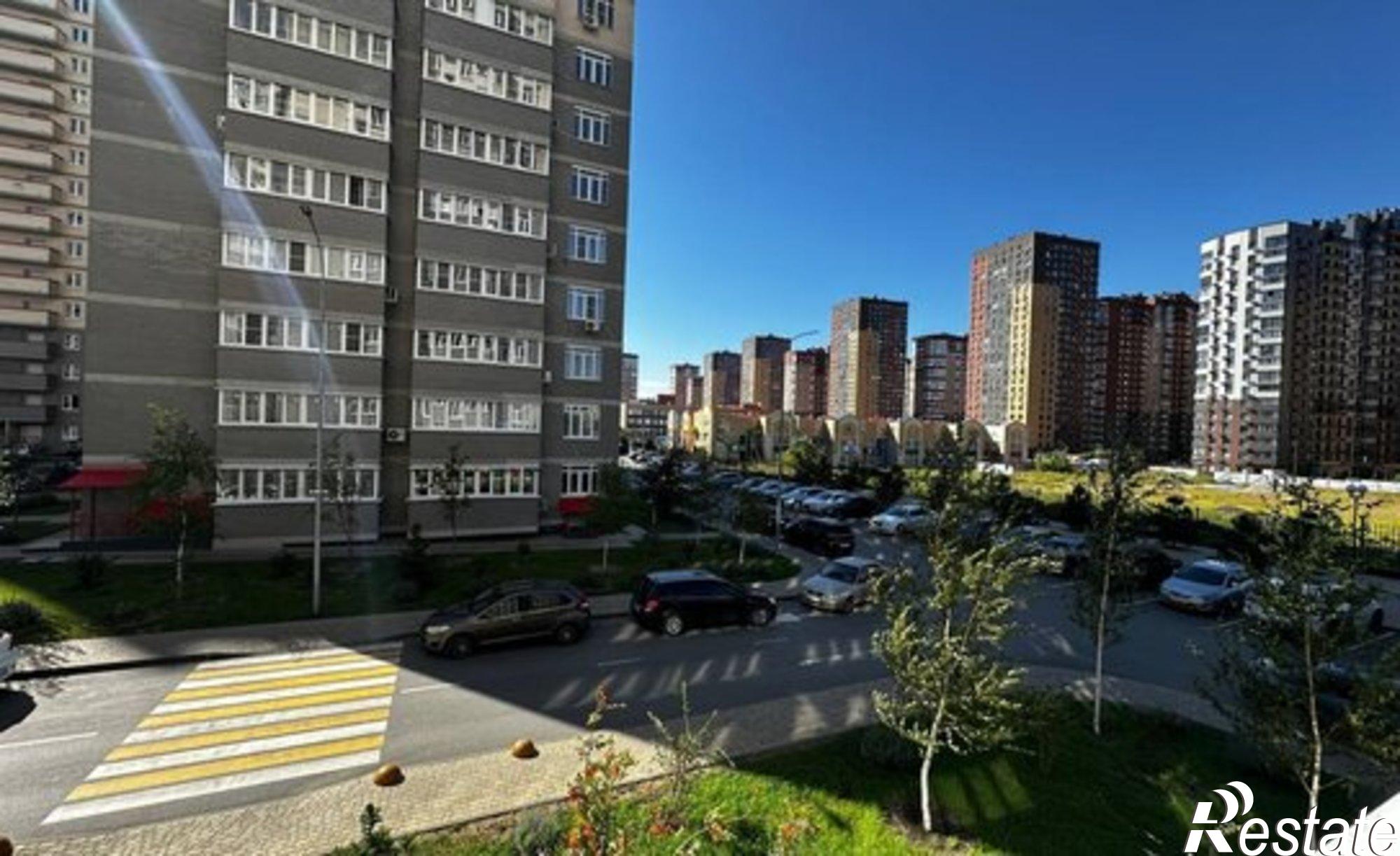 Купить квартиру за 4 200 000 рублей на пр-кт 40-летия Победы, 63/15