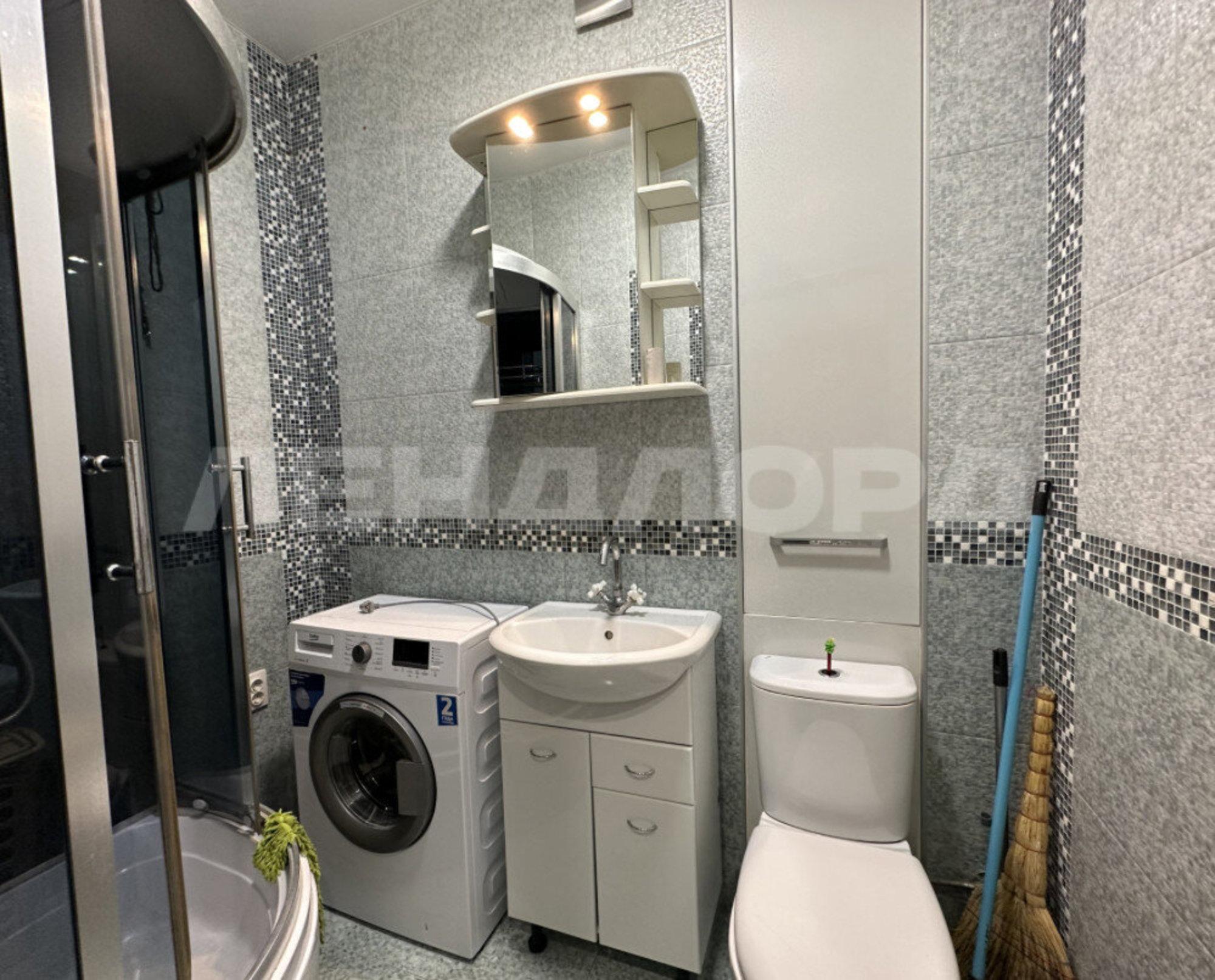 Купить квартиру за 5 000 000 рублей на Российская улица, 48