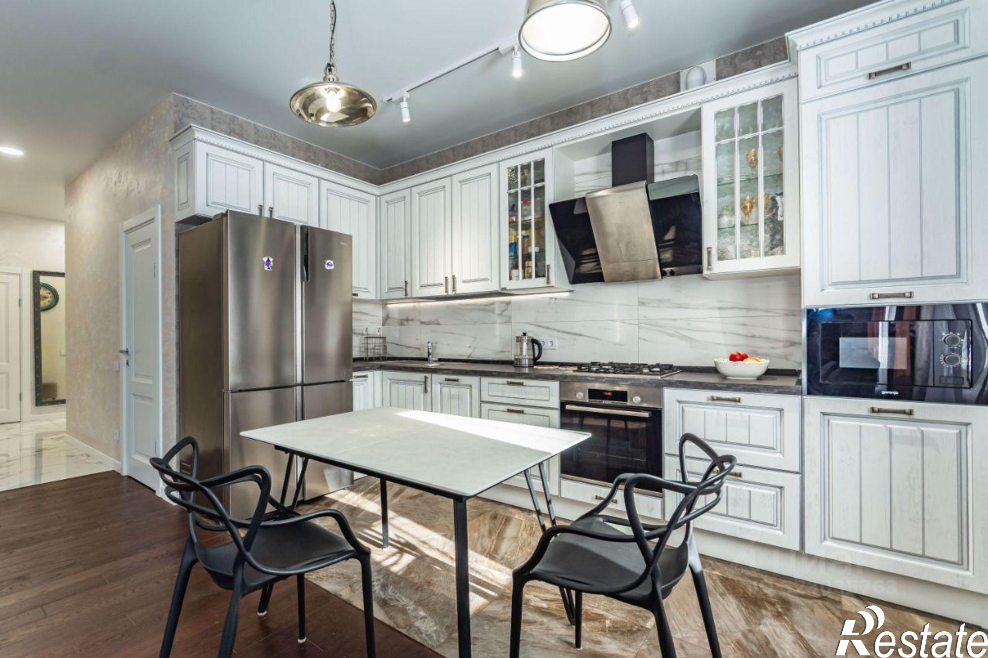 Купить квартиру за 24 000 000 рублей на улица Шаумяна, 40