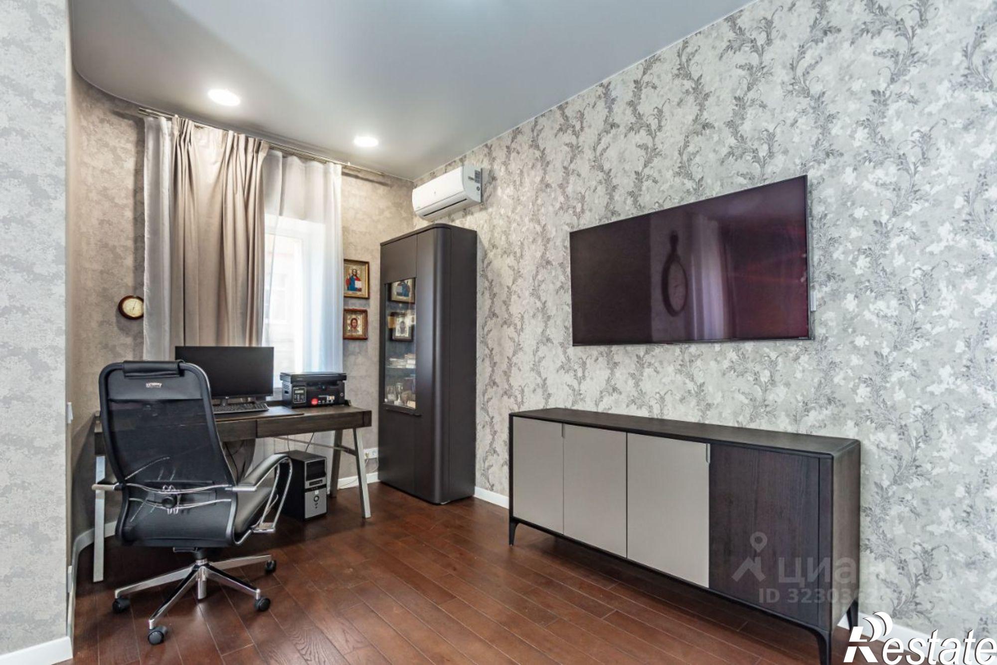 Купить квартиру за 24 000 000 рублей на улица Шаумяна, 40