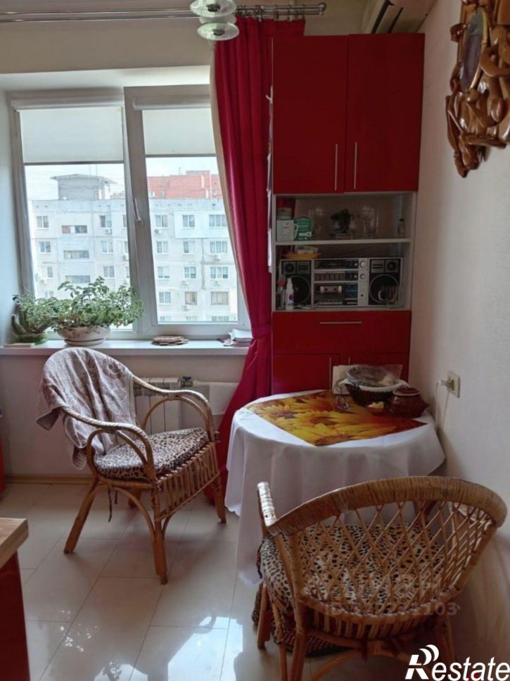 2-комн квартира улица Ерёменко, 66 к8,  д. 66 к8