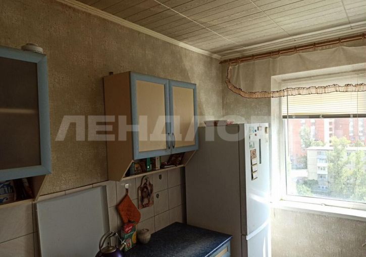 3-комн квартира улица Добровольского, 3/4