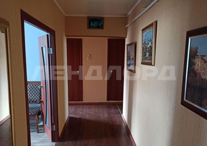 3-комн квартира улица Добровольского, 3/4