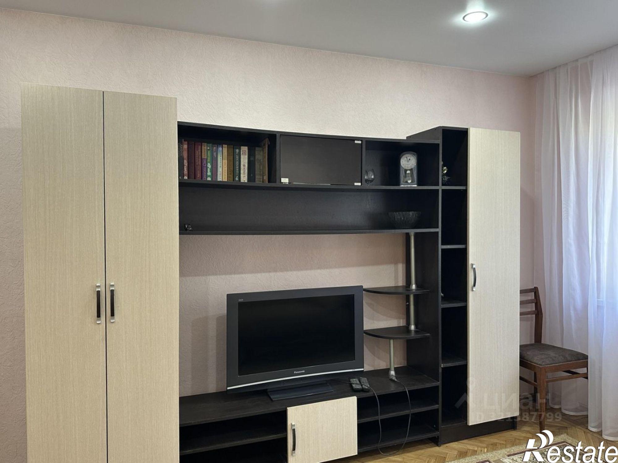 Сдать квартиру за 28 000 рублей на 2-я Краснодарская улица, 80