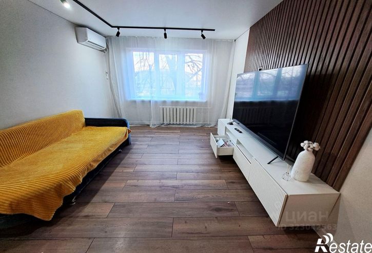 2-комн квартира улица Фёдора Зявкина, 24,  д. 24