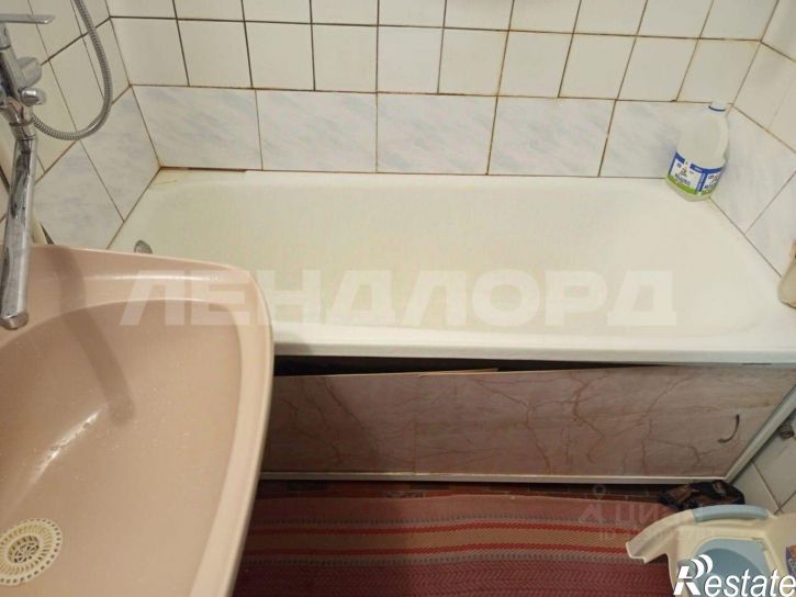 3-комн квартира улица Добровольского, 5,  д. 5