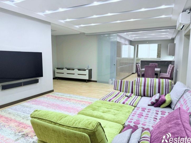 3-комн квартира пр-кт Шолохова, 270 1,  д. 270 1,  к. 1