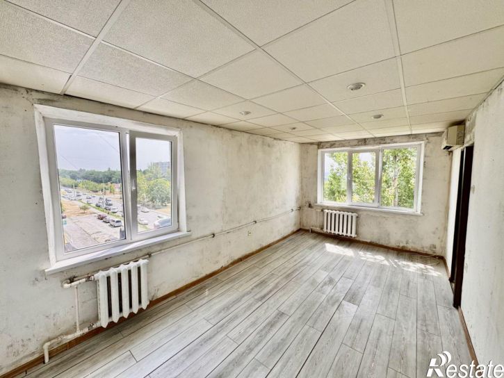 3-комн квартира пр-кт 40-летия Победы, 75а,  д. 75а