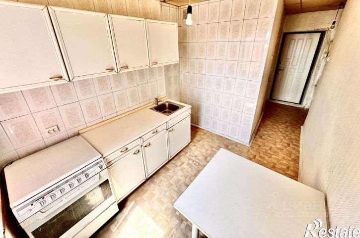 3-комн квартира пр-кт 40-летия Победы, 75а,  д. 75а