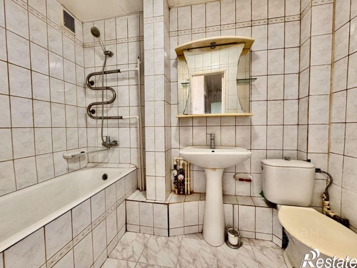 3-комн квартира пр-кт 40-летия Победы, 75а,  д. 75а