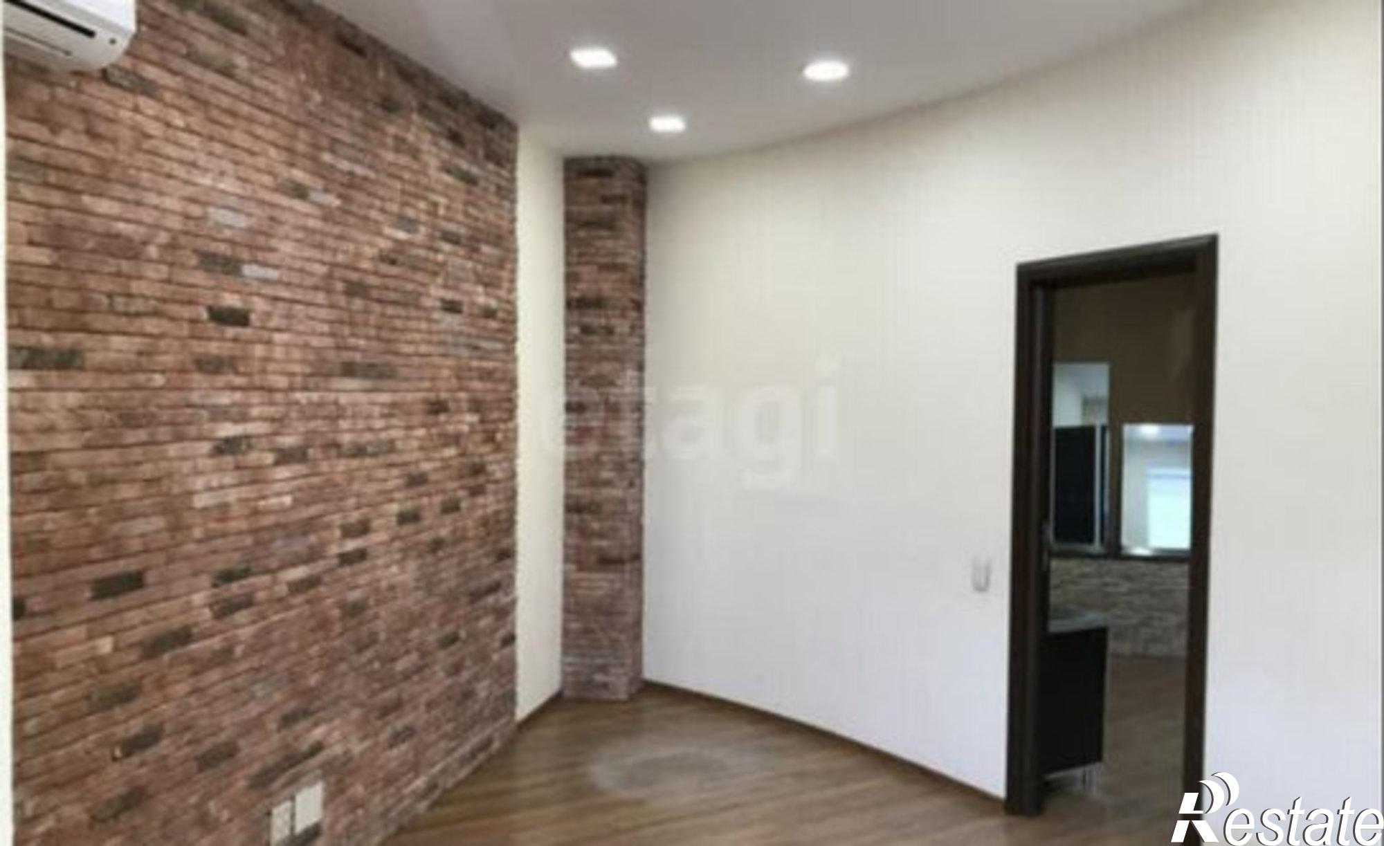 Купить квартиру за 28 450 000 рублей на Социалистическая улица, 213-219