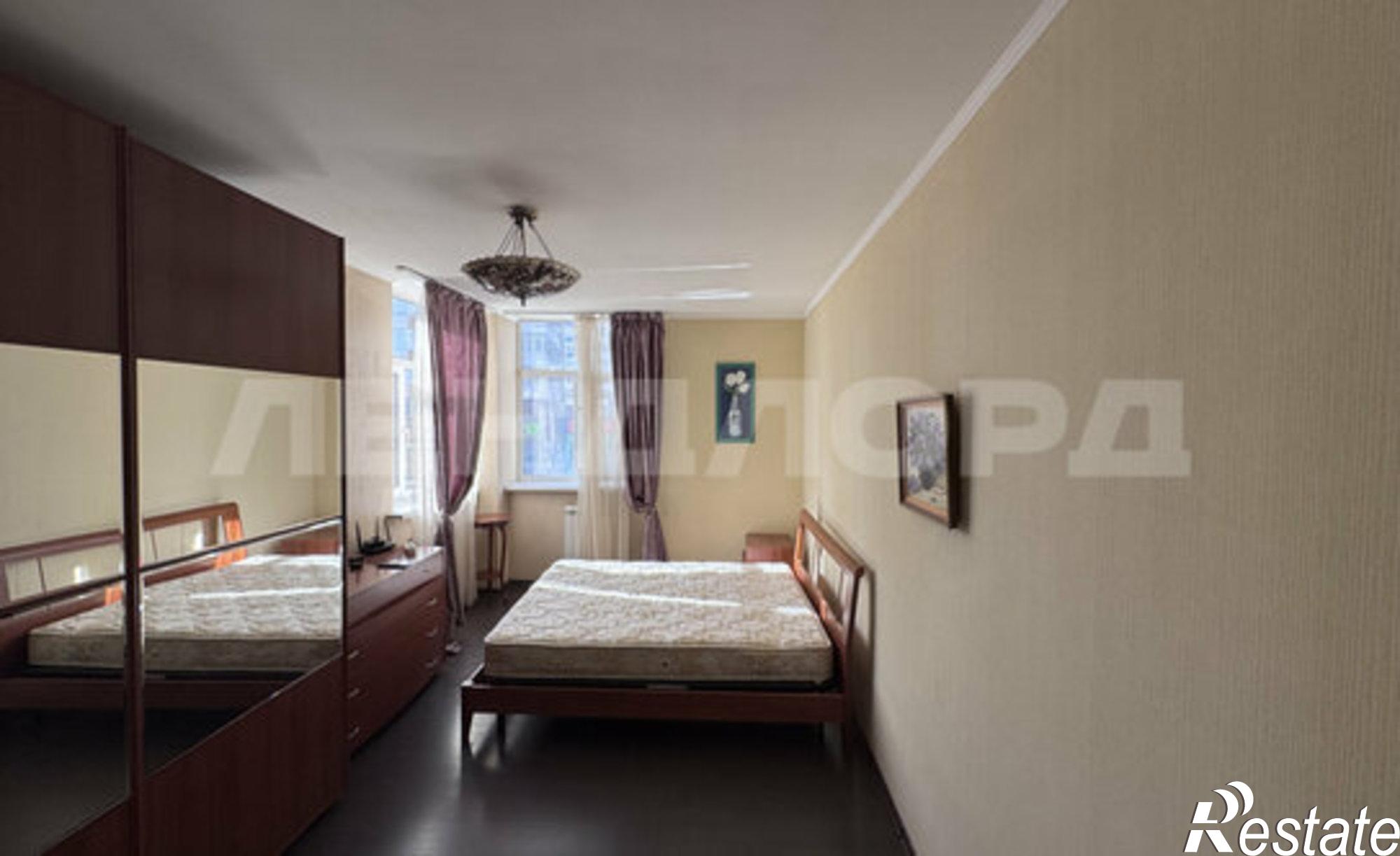 Купить квартиру за 12 500 000 рублей на Доломановский переулок, 50-56