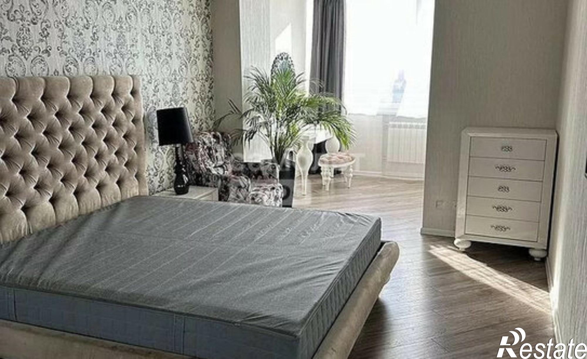 Купить квартиру за 17 500 000 рублей на Газетный пер, 95/149