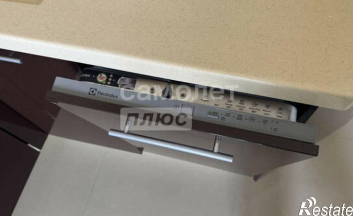 4-комн квартира Кировский проспект, 46,  д. 46