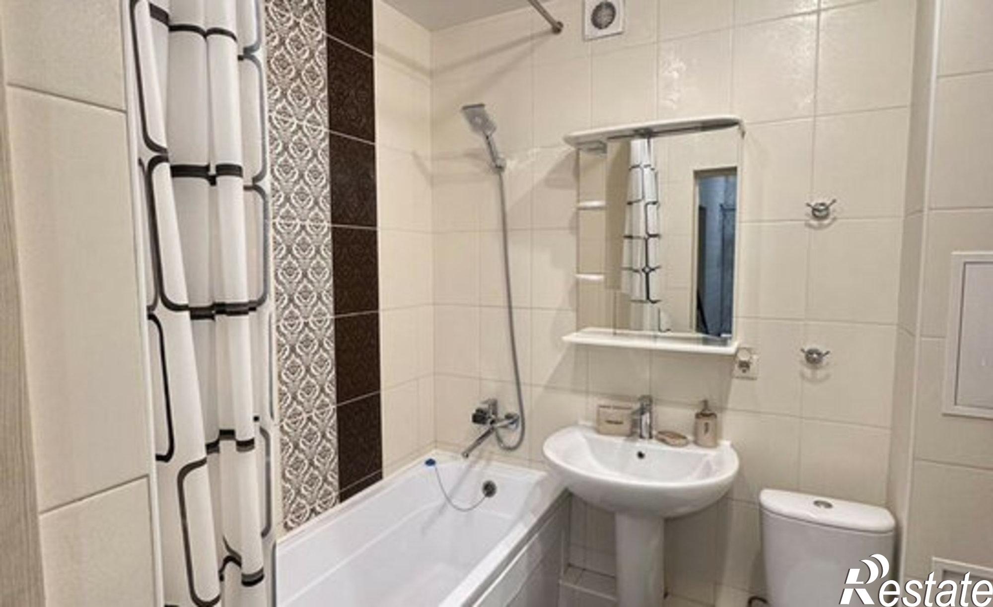 Купить квартиру за 8 900 000 рублей на Кировский пр-кт, 79