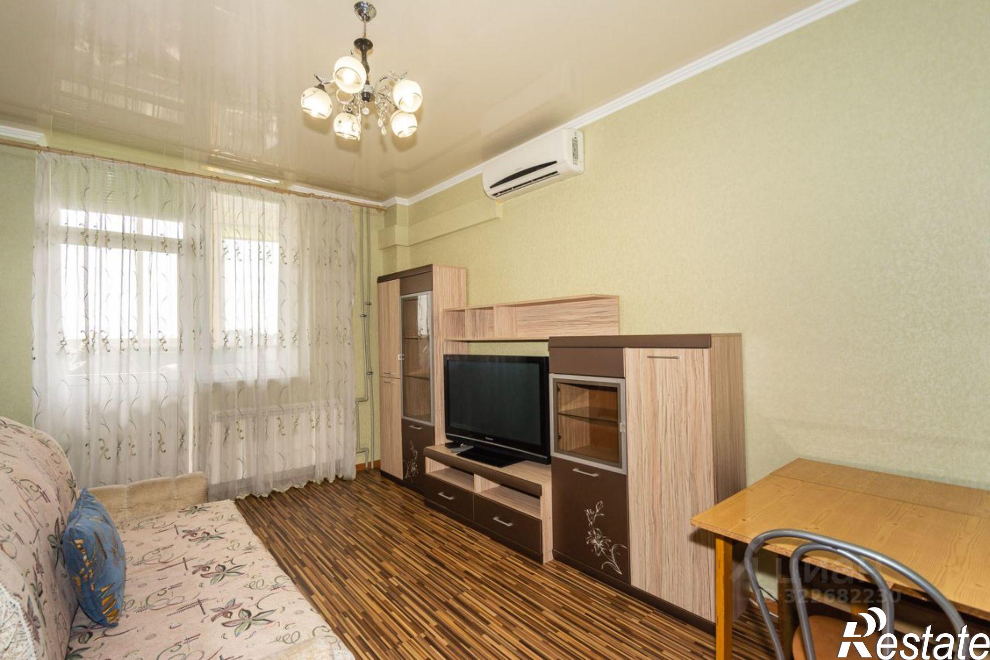 Сдать квартиру за 35 000 рублей на Крыловской пер, 10