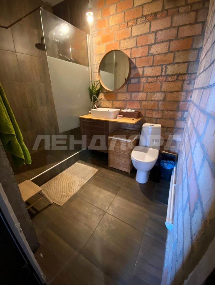 2-комн квартира улица Богданова, 81