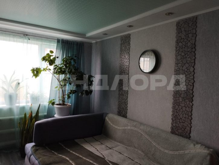 2-комн квартира проспект Космонавтов, 34/2