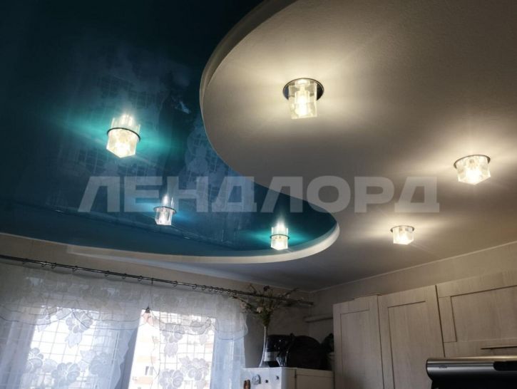 2-комн квартира проспект Космонавтов, 34/2