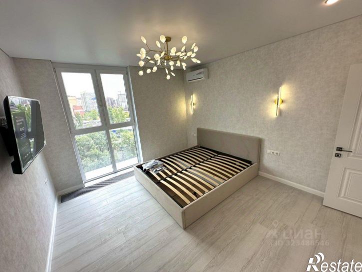 1-комн квартира пр-кт Соколова, 68,  д. 68