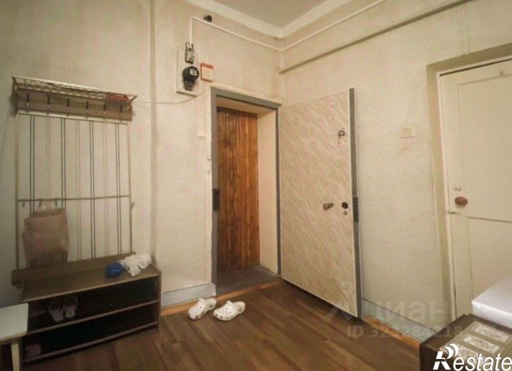 2-комн квартира Соборный пер, 100,  д. 100