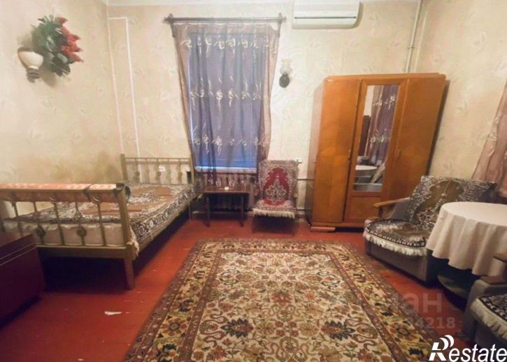 2-комн квартира Соборный пер, 100,  д. 100