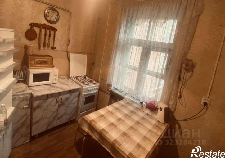 2-комн квартира Соборный пер, 100,  д. 100