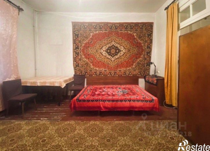 2-комн квартира Соборный пер, 100,  д. 100