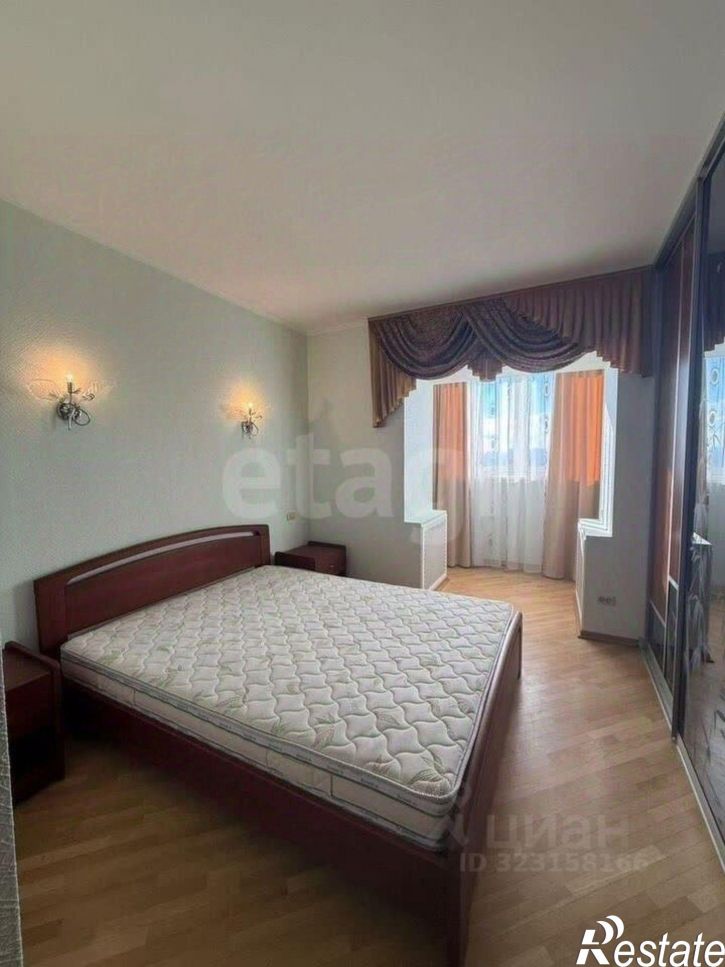 2-комн квартира бульвар Комарова, 20 к1,  д. 20 к1