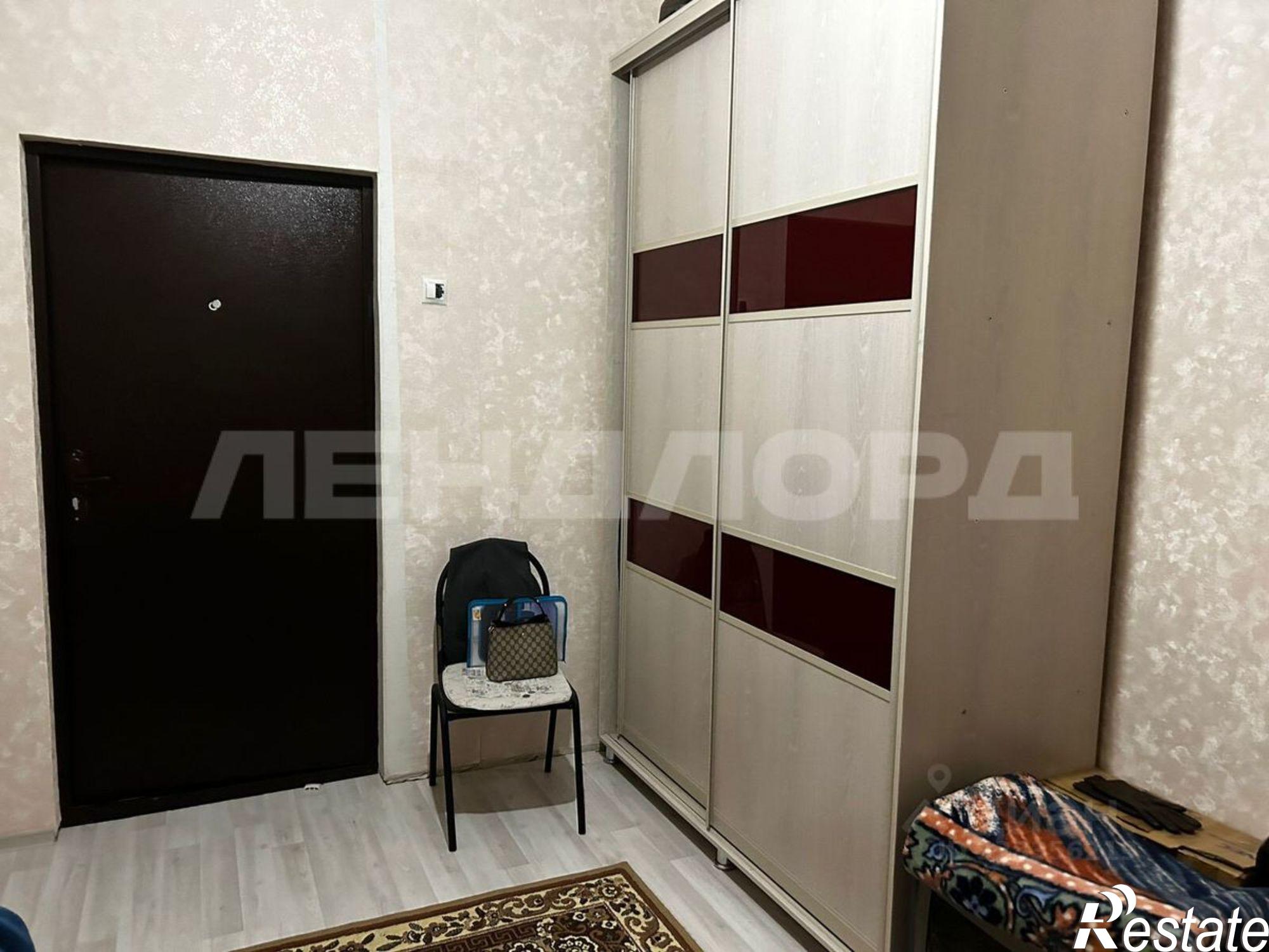 Купить квартиру за 2 100 000 рублей на улица Седова, 75