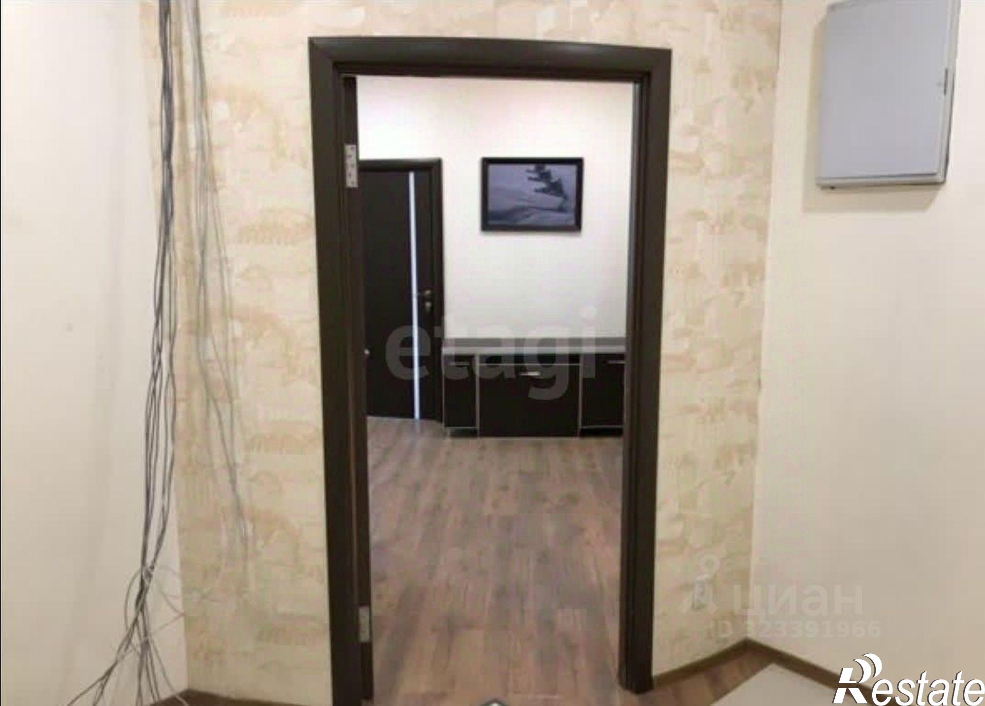 Купить квартиру за 28 450 000 рублей на ул Социалистическая, 215