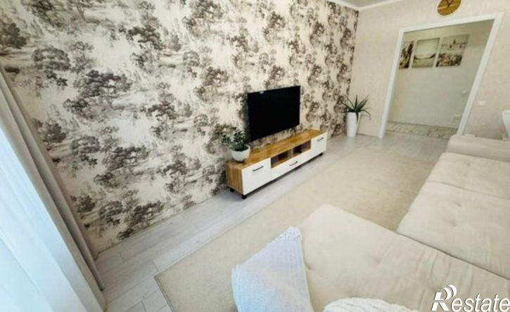 3-комн квартира бульвар Комарова, 18/3 с1,  д. 18/3 с1