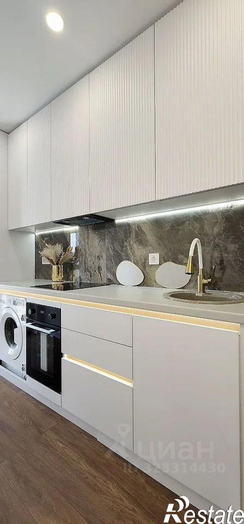 Купить квартиру за 6 100 000 рублей на Таврическая улица, 4