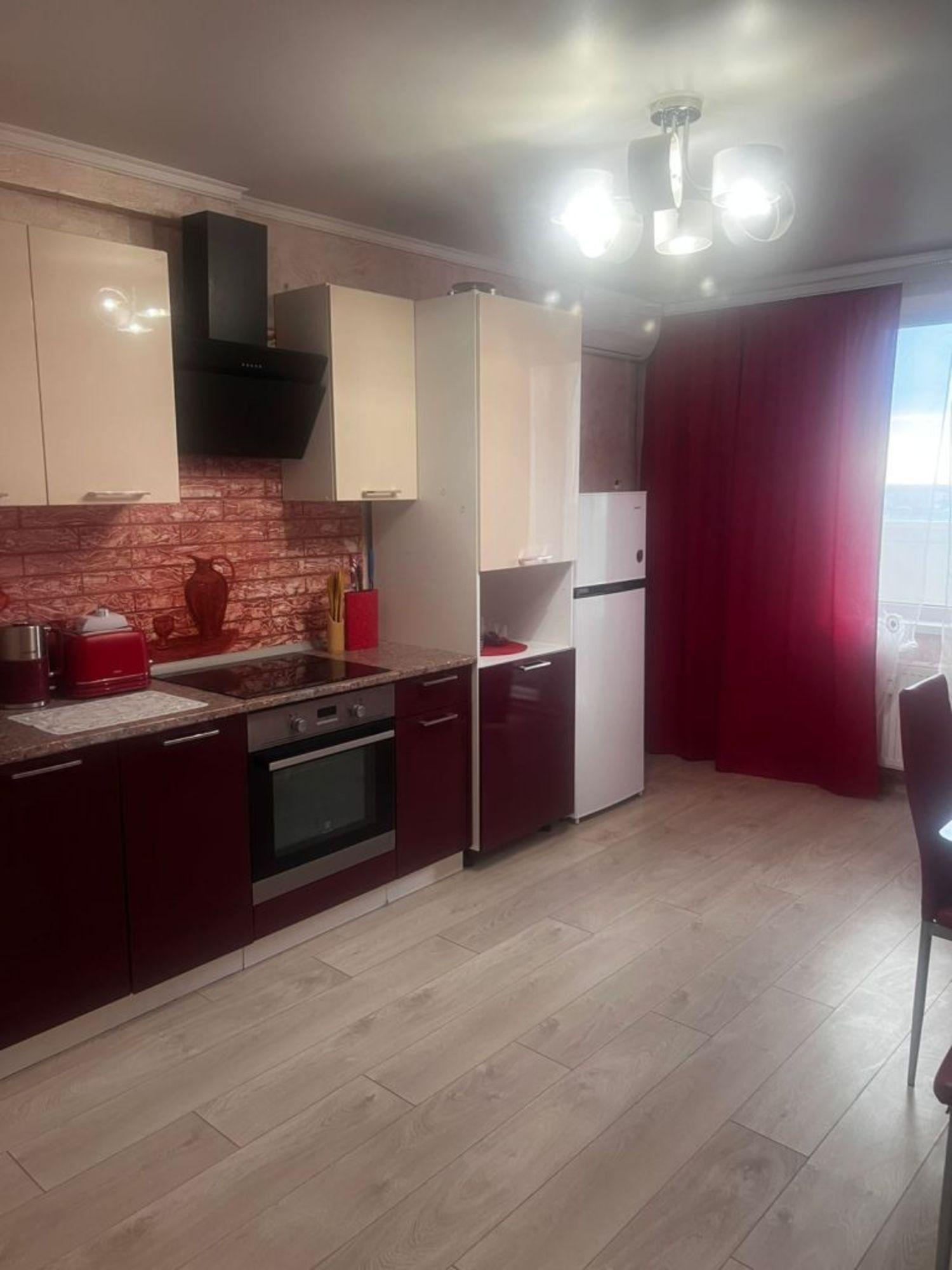 Сдать квартиру за 26 000 рублей на Андреева пер, 13