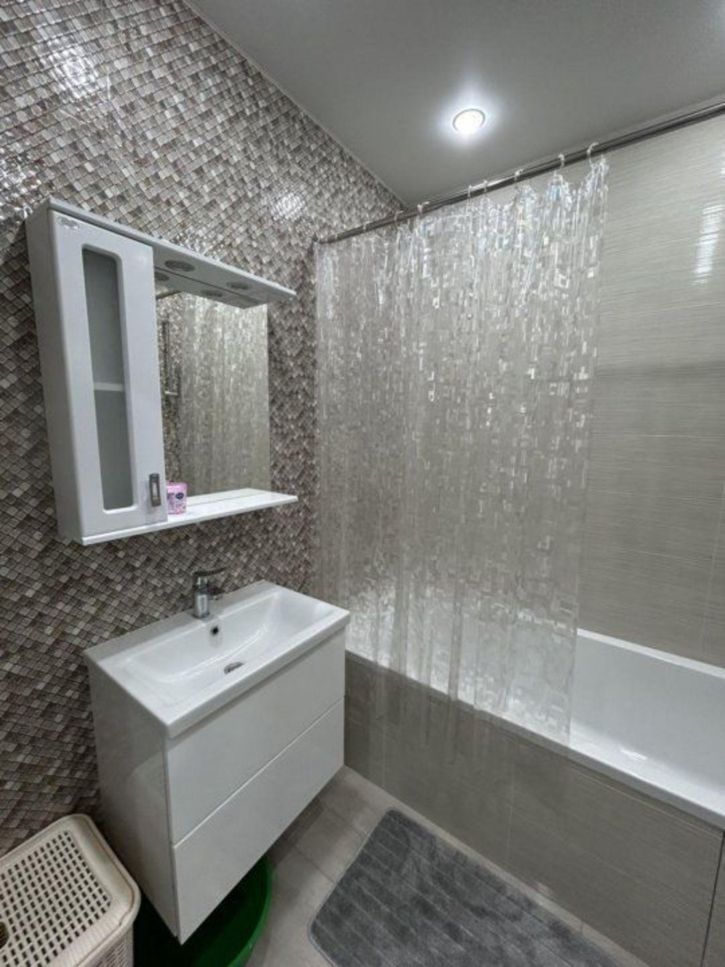 2-комн квартира Амет-Хана Султана пер, 5