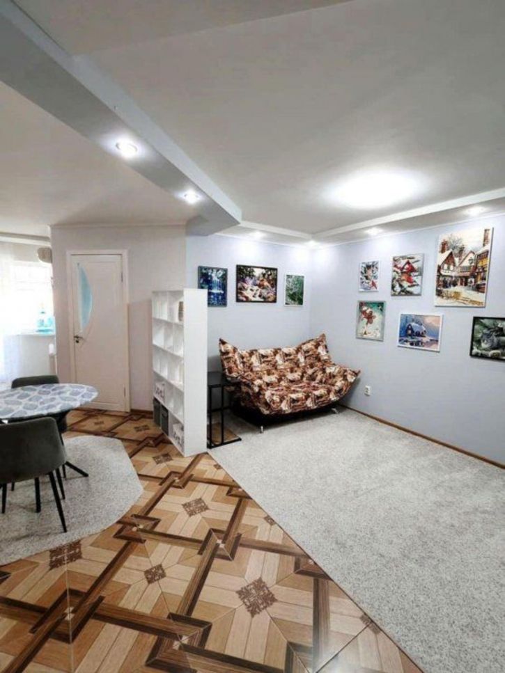 1-комн квартира Театральный пр-кт, 2