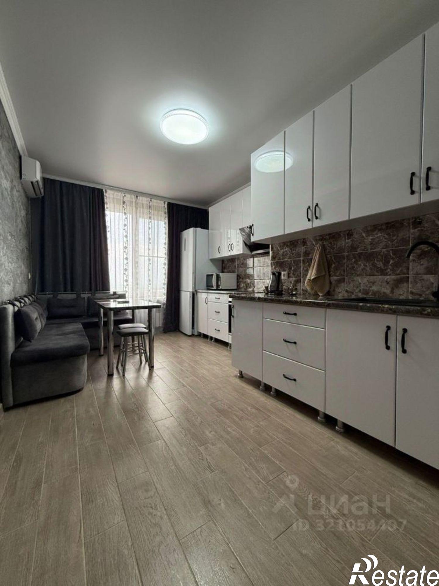 Купить квартиру за 8 300 000 рублей на проспект Маршала Жукова, 19/12