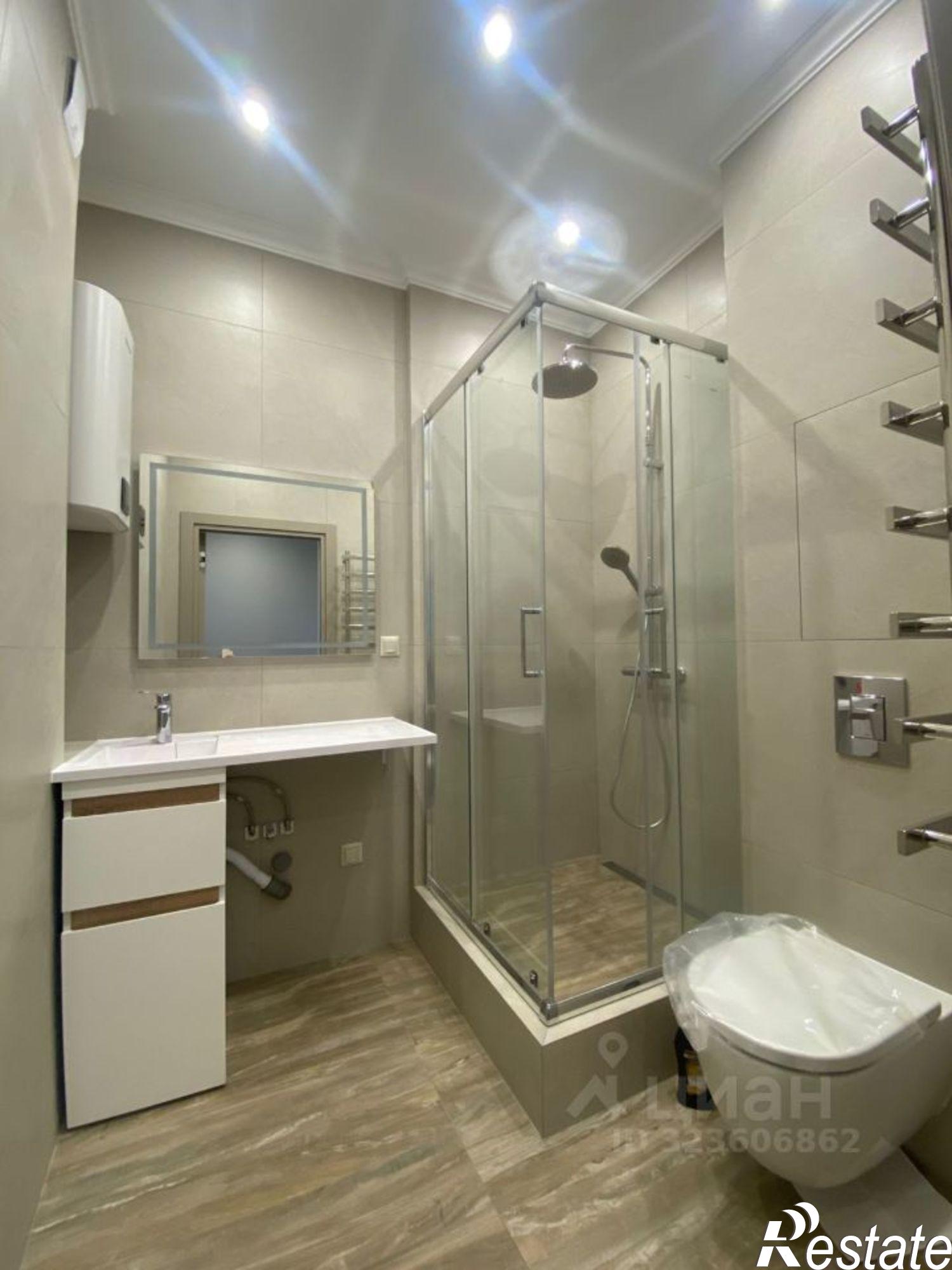 Купить квартиру за 12 000 000 рублей на проспект Стачки, 200 с1