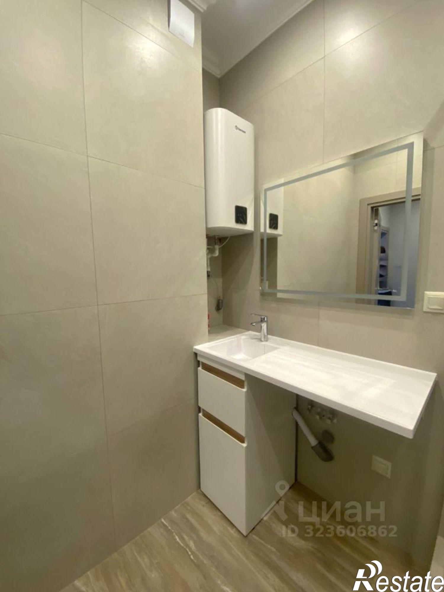 Купить квартиру за 12 000 000 рублей на проспект Стачки, 200 с1