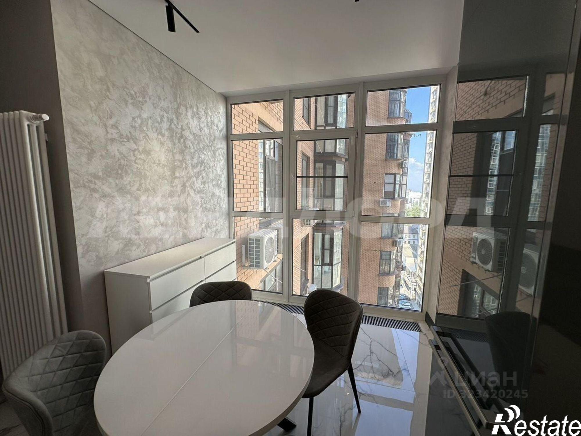 Купить квартиру за 17 000 000 рублей на Кировский проспект, 46