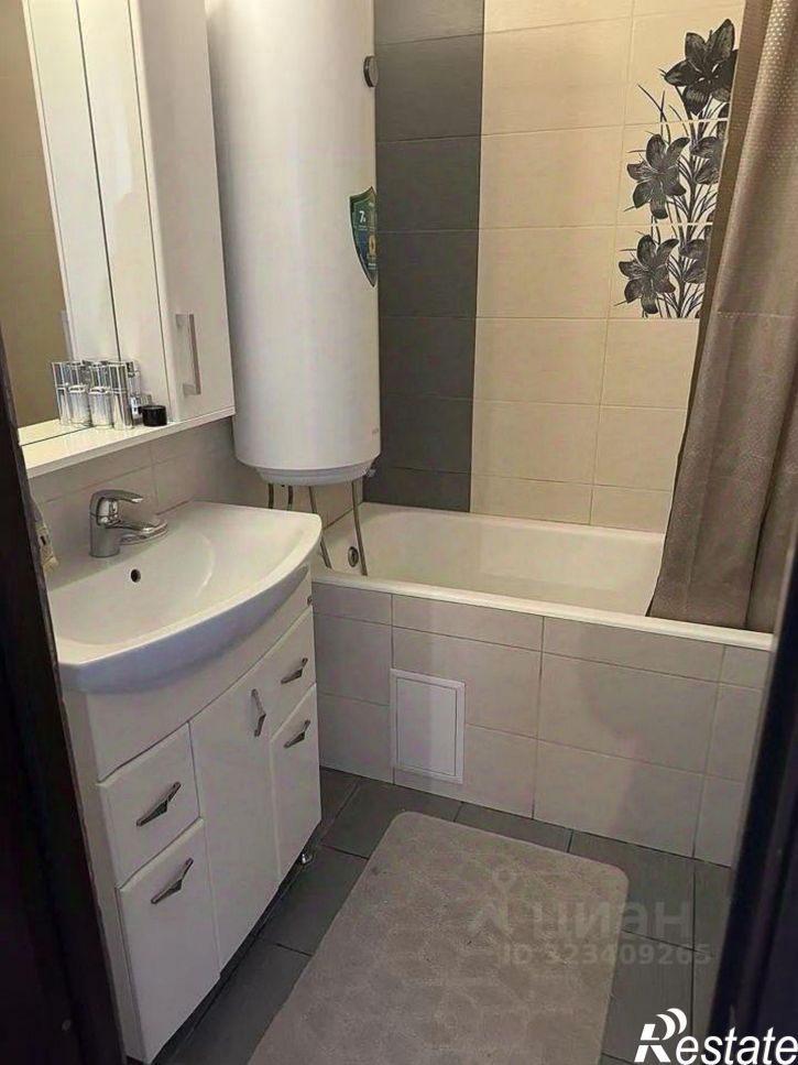 2-комн квартира улица Жданова, 9,  д. 9