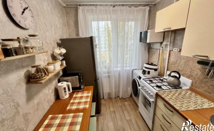 1-комн квартира пр-кт Космонавтов, 8/2,  д. 8/2