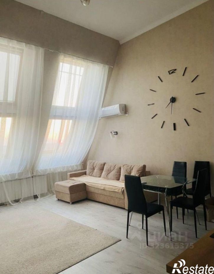 2-комн квартира пр-кт Космонавтов, 42,  д. 42