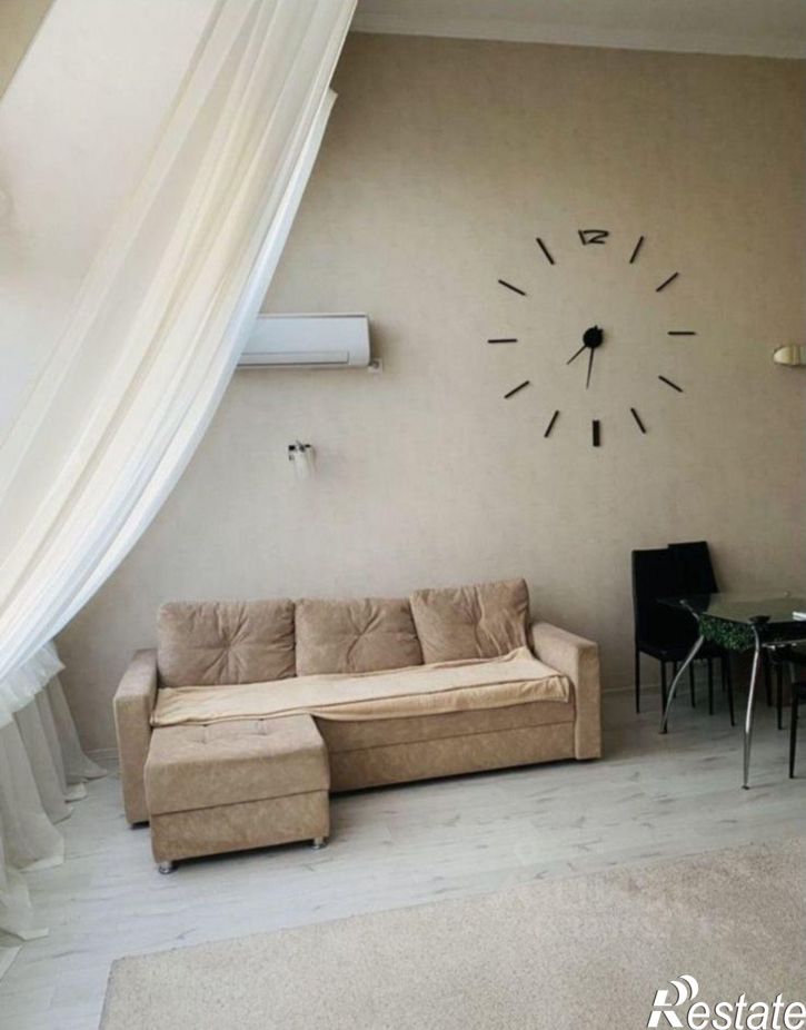 2-комн квартира пр-кт Космонавтов, 42,  д. 42