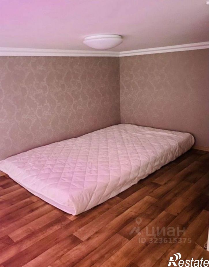 2-комн квартира пр-кт Космонавтов, 42,  д. 42