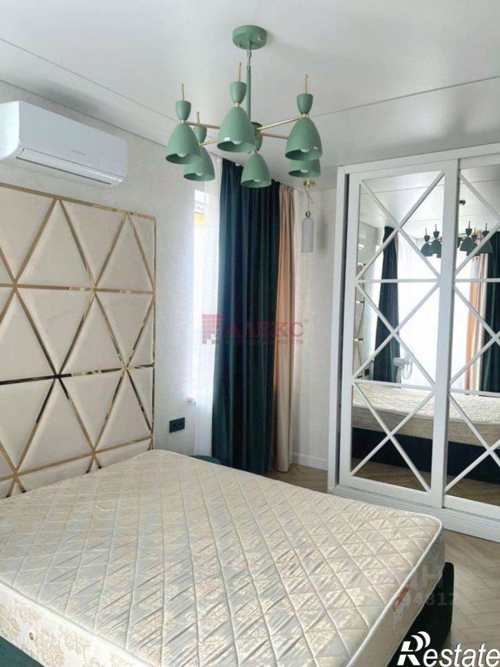 2-комн квартира улица Ларина, 45 с6,  д. 45 с6