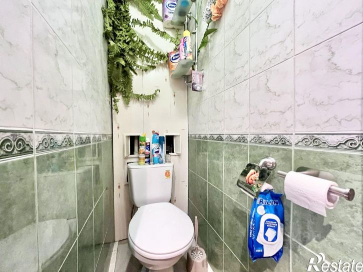 Комната пр-кт Королева, 1/1,  д. 1/1