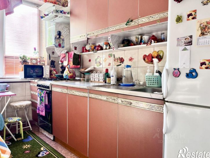 Комната пр-кт Королева, 1/1,  д. 1/1